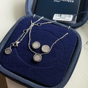 Tommy Hilfiger Silver Tone Necklace Set